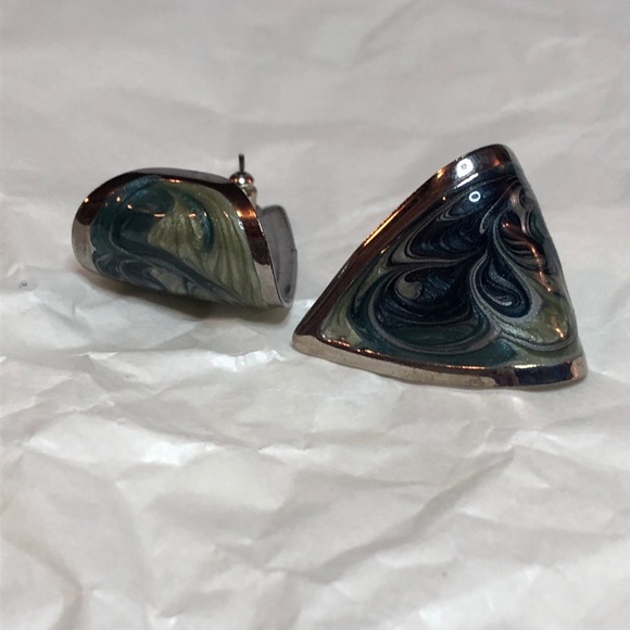 Abalone Earrings - Picture 4 of 4